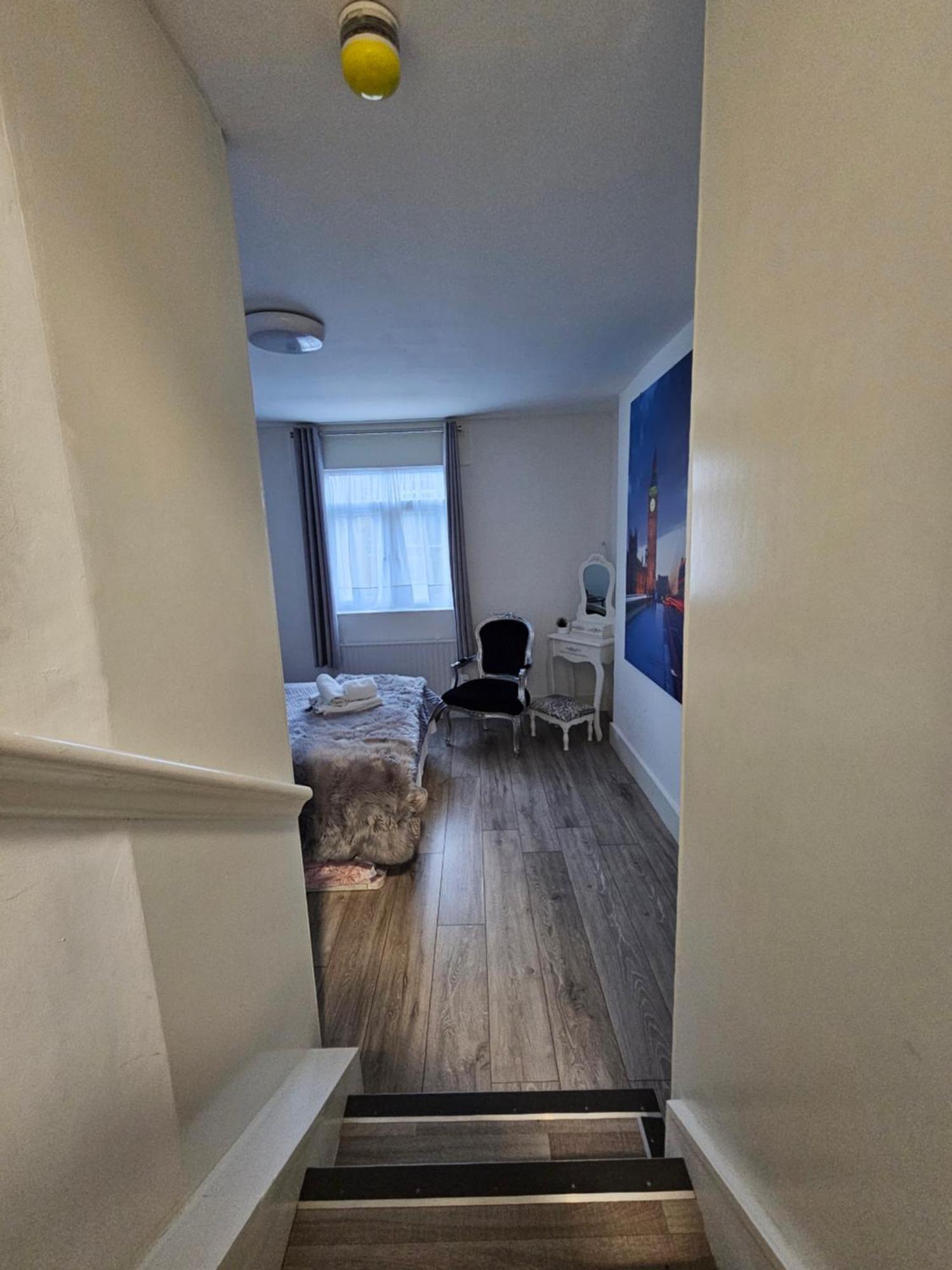 Large Studio Apartment 30 Mins To Oxford Street 런던 외부 사진